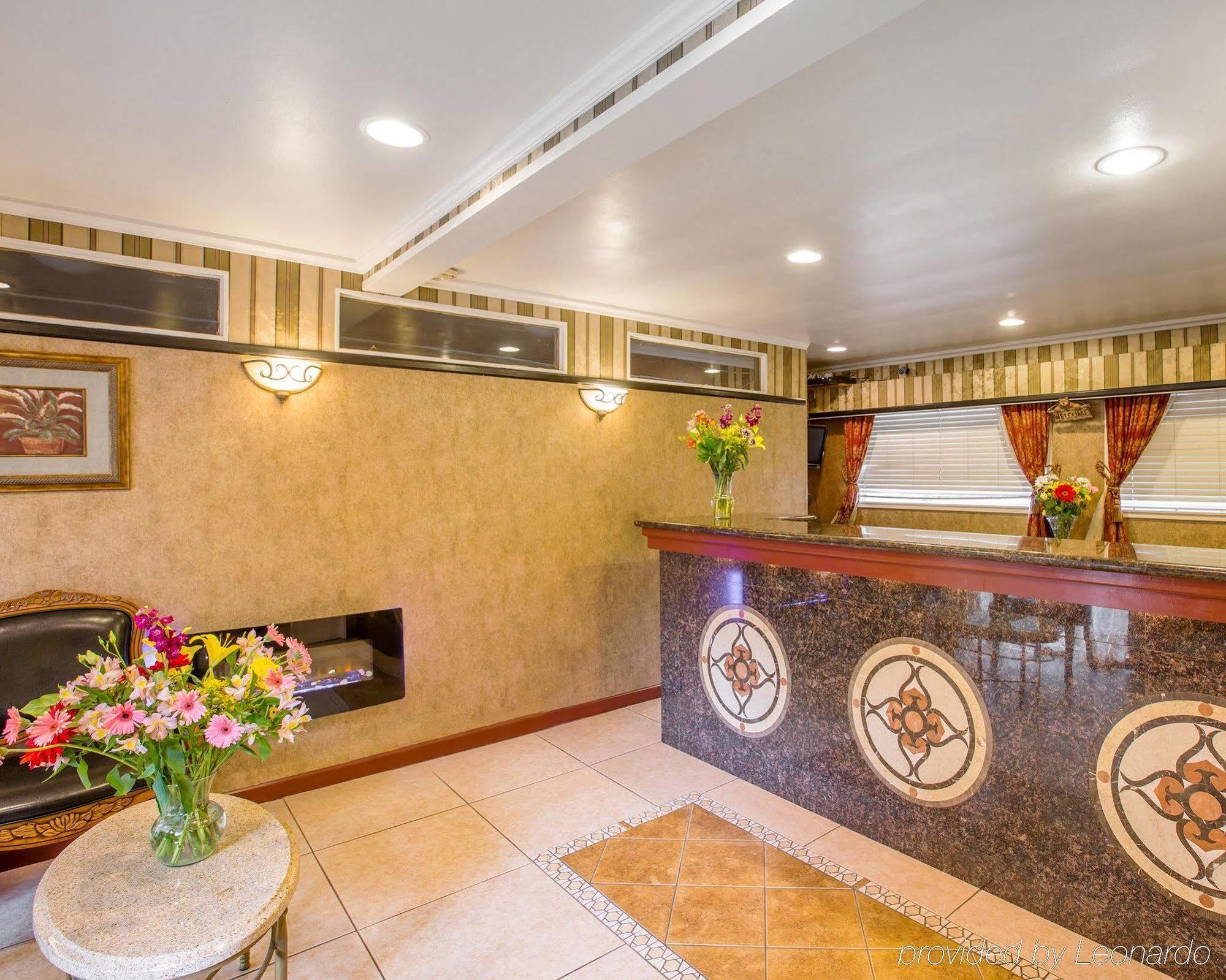 Clarion Collection Carmel Oaks Inn Экстерьер фото