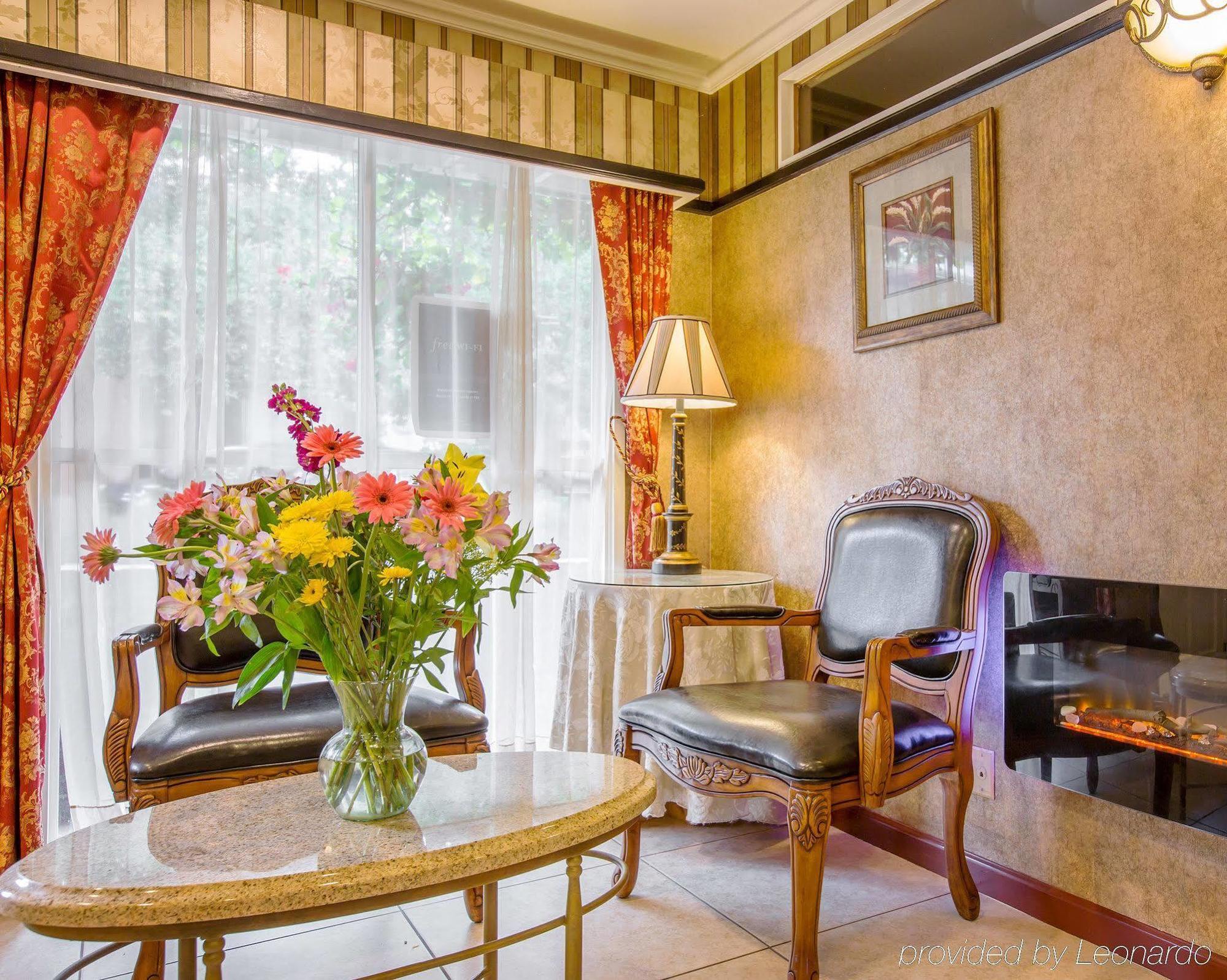 Clarion Collection Carmel Oaks Inn Экстерьер фото